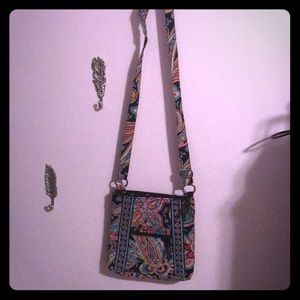 Vera Bradley cross body Parisian Paisley